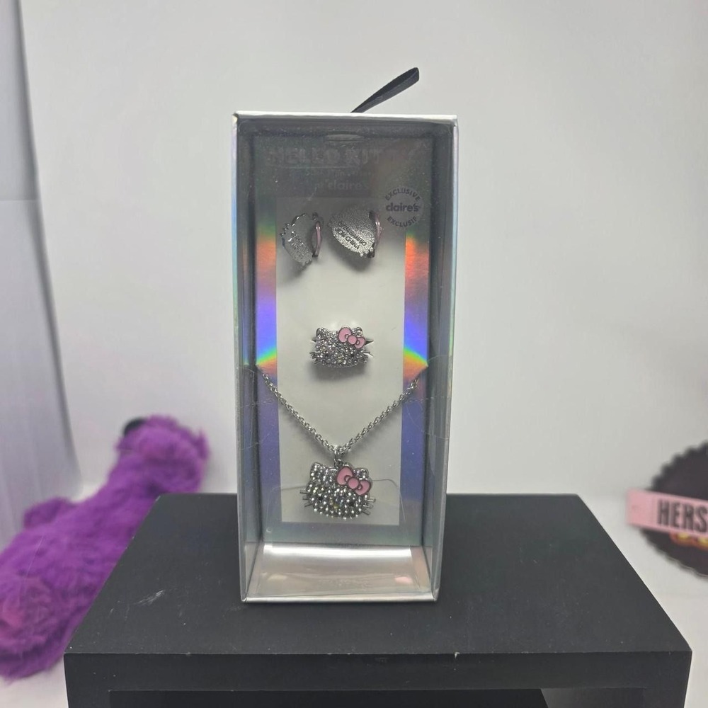 3 PC SET Hello Kitty 50th Anniversary Claire's Rhinestones Exclusive Jewelry‎